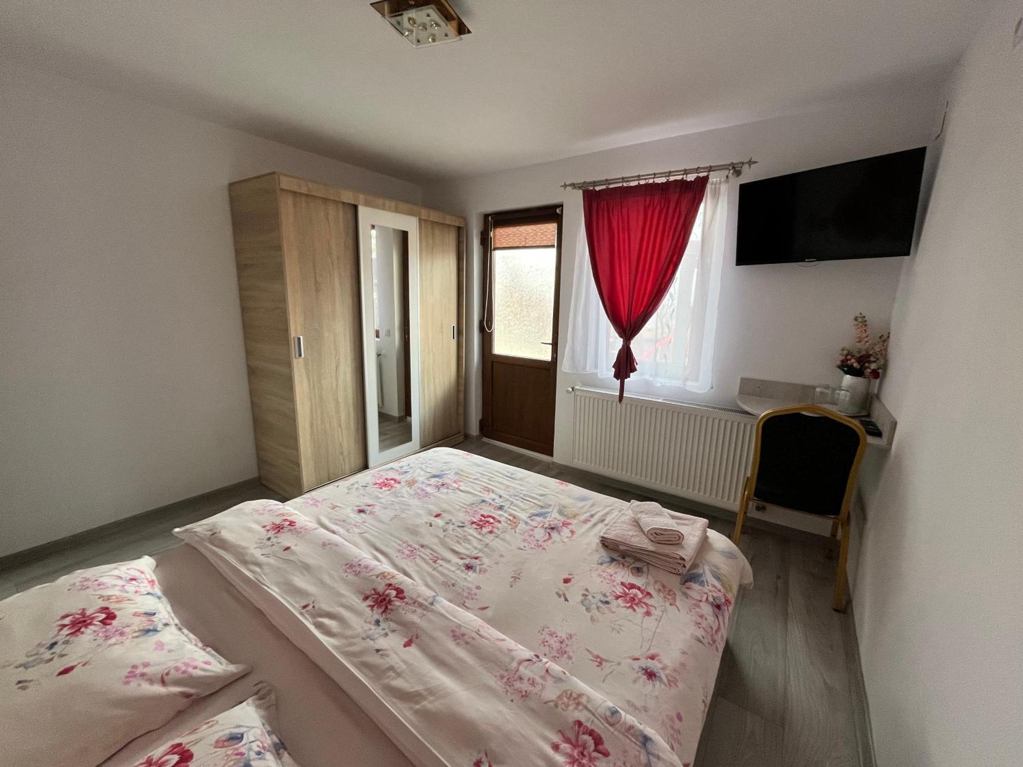 Hotel Sunset Expanse Turda Esterno foto